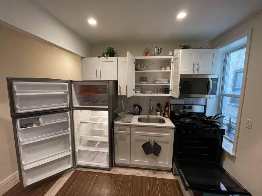 Elegant Nyc Apt 2Bedrooms 14 Minutes To Times Square! Weehawken Extérieur photo