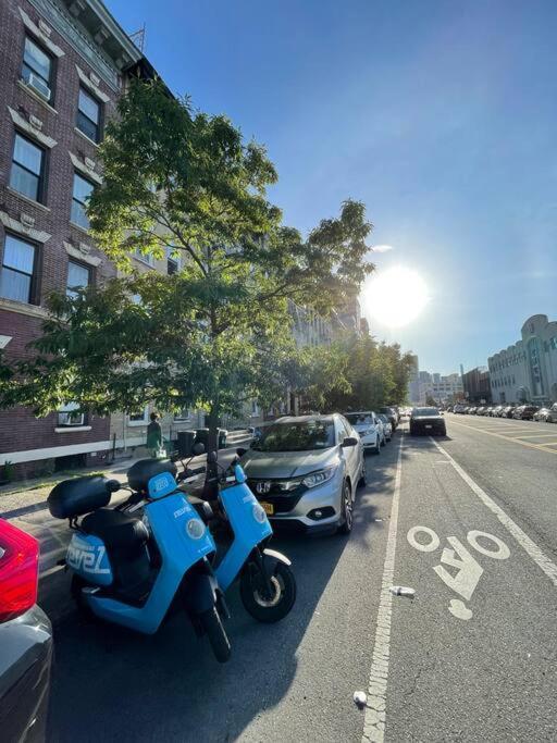 Elegant Nyc Apt 2Bedrooms 14 Minutes To Times Square! Weehawken Extérieur photo