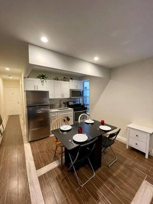 Elegant Nyc Apt 2Bedrooms 14 Minutes To Times Square! Weehawken Extérieur photo